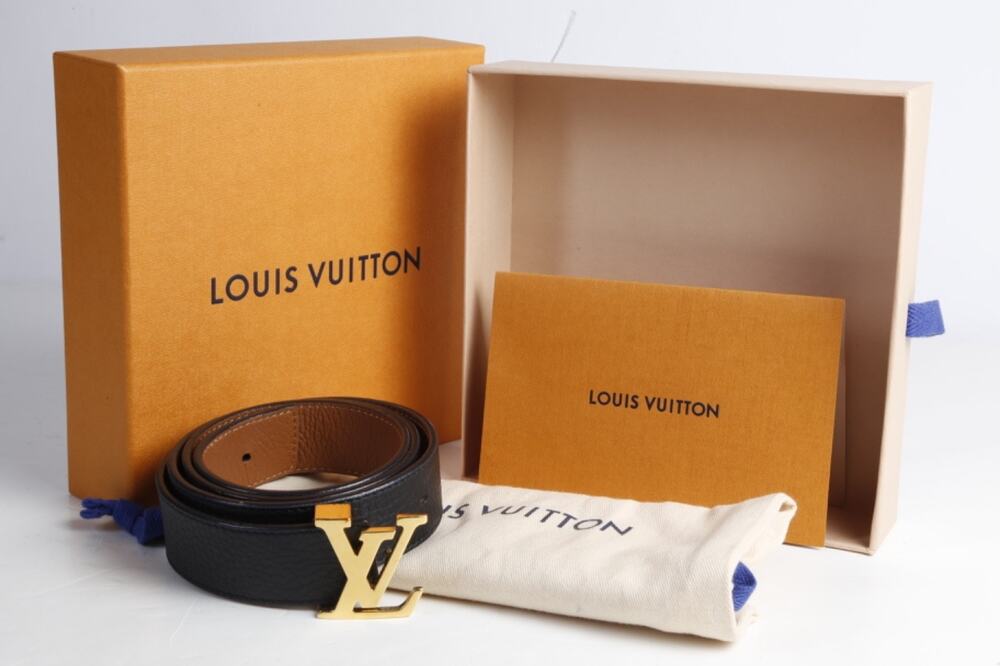 Louis Vuitton LV Initiales Reversible Belt Taurillon Leather Black Brown 30 75 B